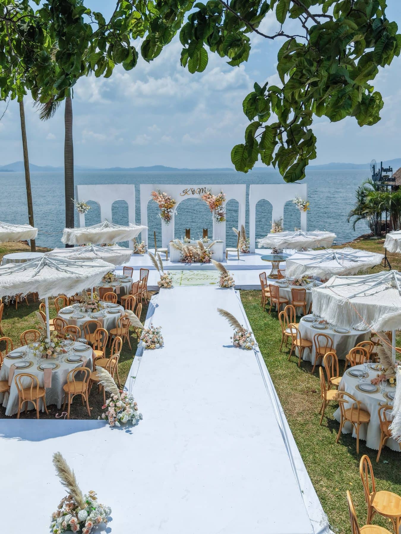 Lakeside in White